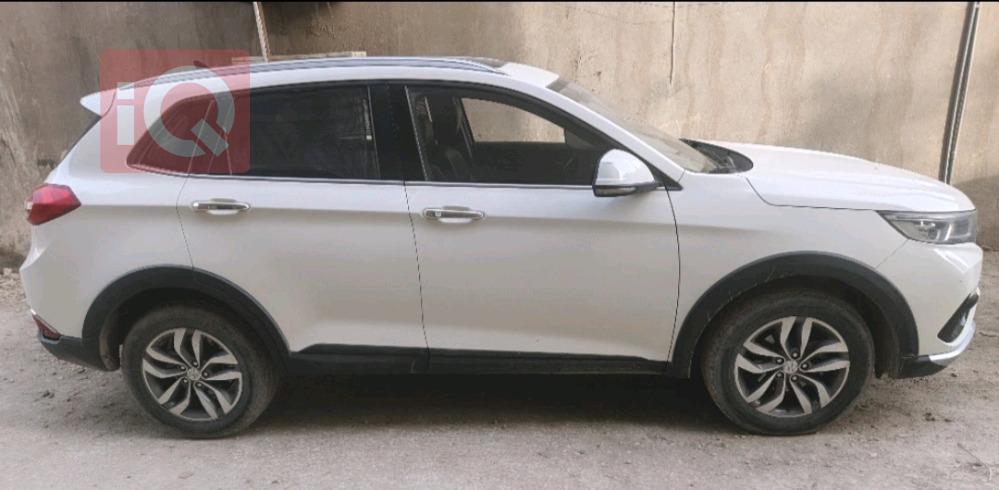 BAIC Senova X65
